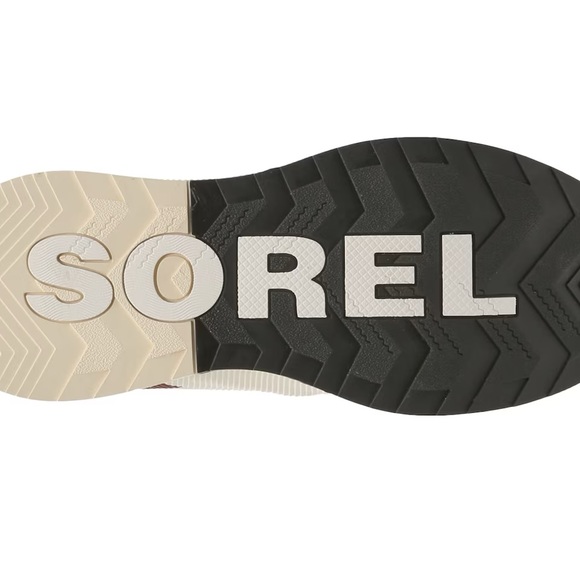 New Sorel Boots - Picture 3 of 3